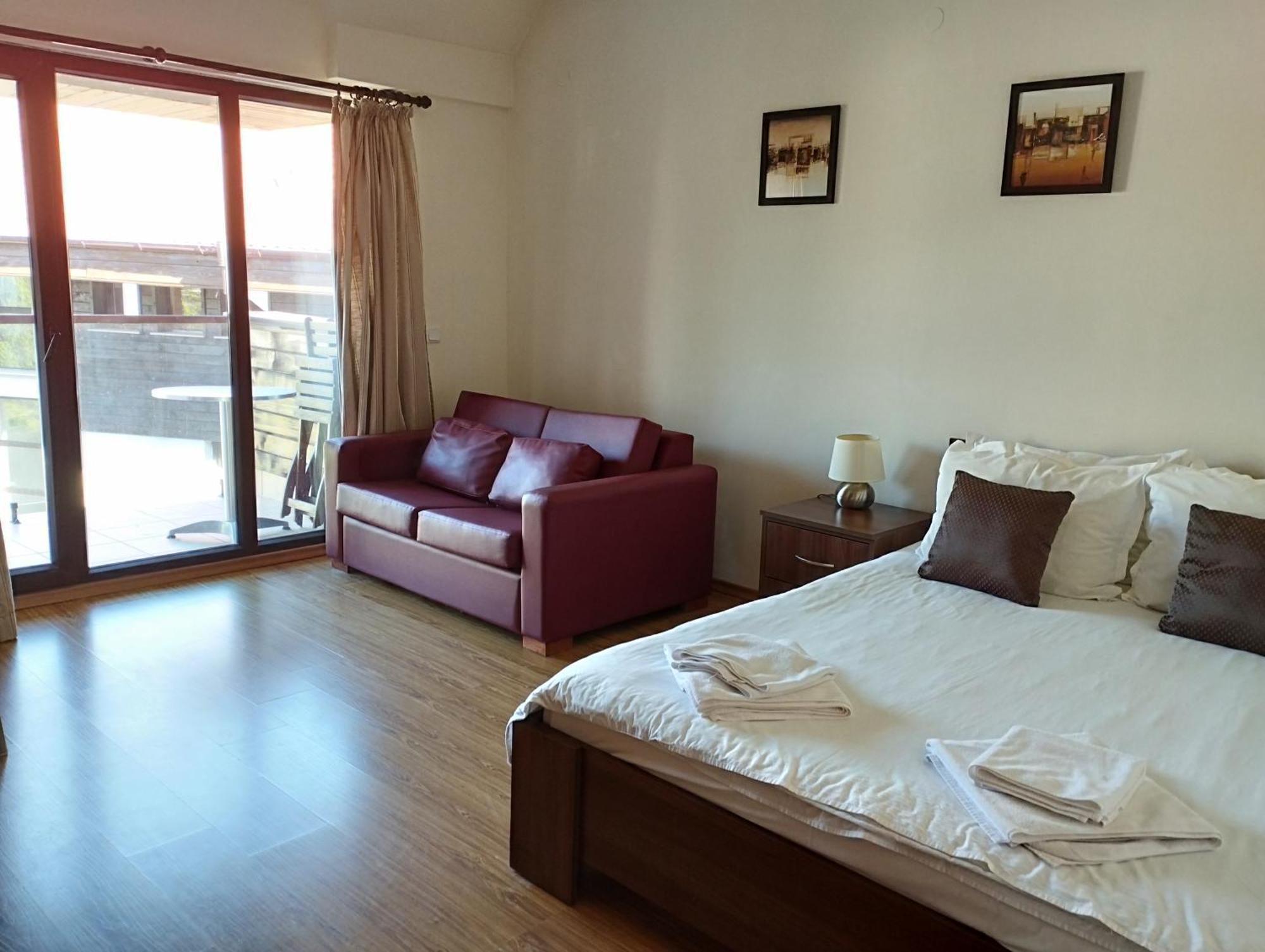 בורובץ Chamkoria Chalets מראה חיצוני תמונה
